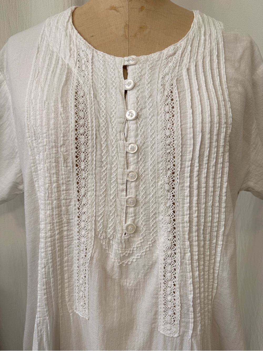 Caamano,  White Cotton Lace Pintuck Button Front Tunic Top sz XL - Picture 2 of 11